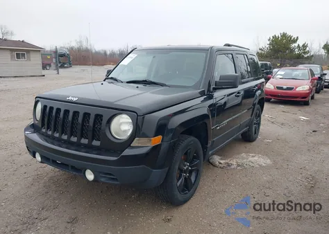 2012 Jeep Patriot Sport/North z USA, uszkodzony, nr VIN 1C4NJRAB9CD658260